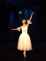 /album/giselle-a-myrtha-giselle-/a04-jpg/