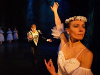 /album/giselle-a-myrtha-giselle-/a07-jpg/